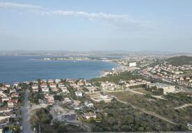 Çeşme Villam Ayayorgi Tree