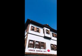 Lonca Konuk Evi