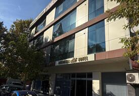 Business Life Hotel Güneşli