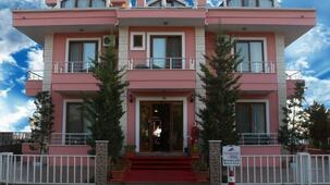 Otel Pembe Köşk