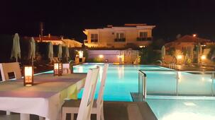 Kamer Suites Otel