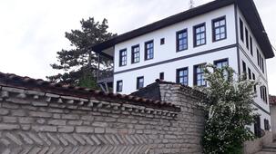 Dibekönü Konak