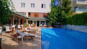 Bulvar Hotel