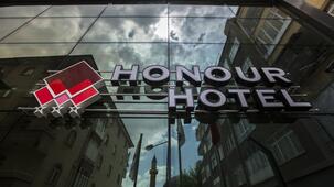 Honour Hotel