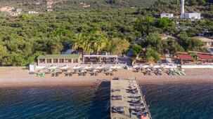 Kayalar Blue Beach & Hotel