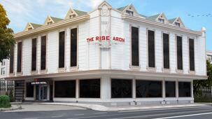 The Rise Aron Business Hotel