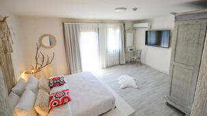 Bedroom Hotel Alaçatı