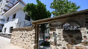 Villa İtalic