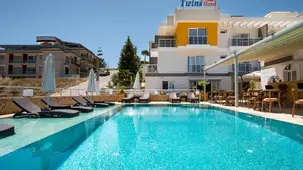 Twins Hotel