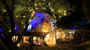 Fullmoon Rooms