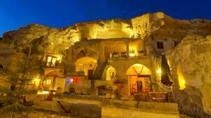 4 Oda Cave House Butik Otel