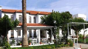 Teos Lodge