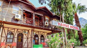 Yavuz Motel Adrasan