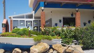 Urla Yelken Otel