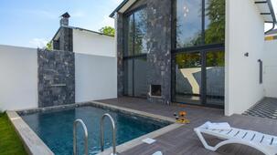 Sapanca Kokina Suit