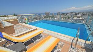 Aqua Royal Residence