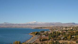 Ahlat Gezilecek Yerler ve Tarihi Yerler