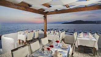 Kuştur Restoranları ve Yemek Yerleri