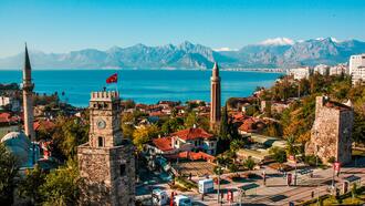 Antalya Kiralık Muhafazakar Villalar
