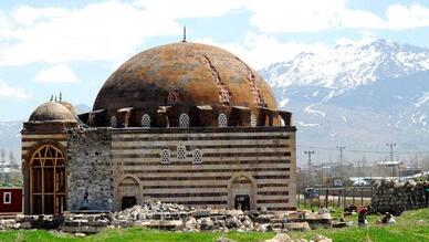 Kaya Çelebi Camii