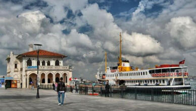 Kadıköy İskele Meydanı