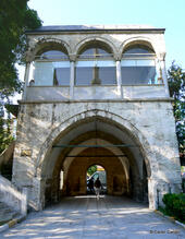 Hekimoğlu Ali Paşa Kütüphanesi