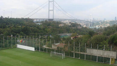 Beylerbeyi 75. Yıl Stadyumu