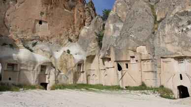 Hallaç Manastırı