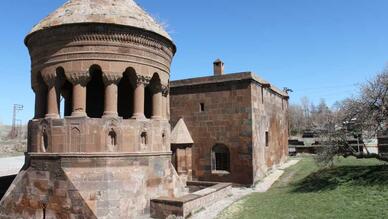 Emir Bayındır Kümbeti (Ahlat)