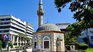 Konak Yalı Camii