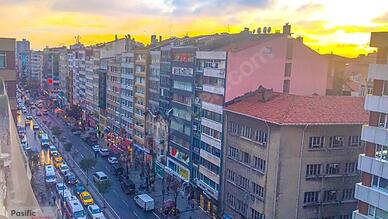 Halaskargazi Caddesi