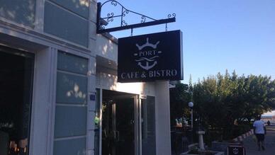 Port Cafe & Bistro