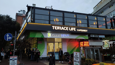 Terrace Life Cafe & Restorant