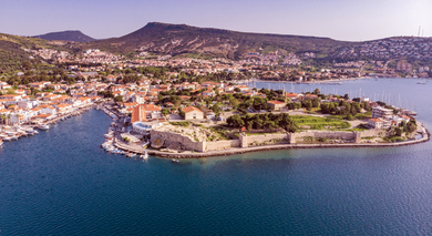 Foça Tekne Turları Nasıl Yapılır? 