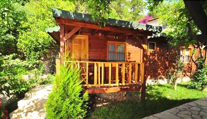 ikiz pansiyon bungalow antalya kemer cirali beycik