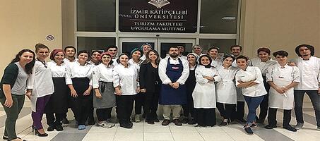 İzmir Katip Çelebi Üniversitesi - Görsel 4