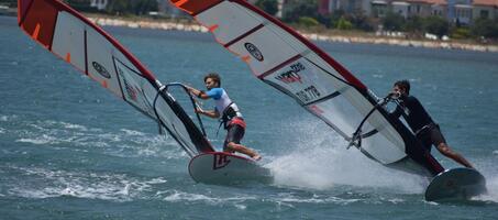 Çağla Kubat Windsurf Academy Alaçatı - Görsel 3