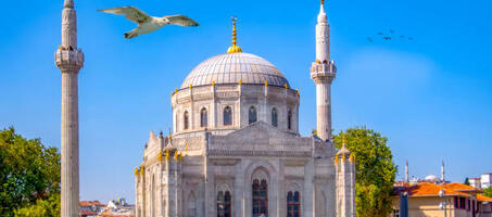 Pertevniyal Valide Sultan Camii - Görsel 4