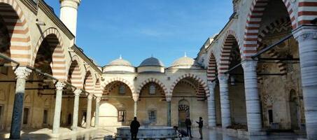 Üç Şerefeli Camii - Görsel 4