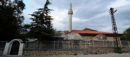 İskenderpaşa Camii ve Türbeleri - Görsel 1