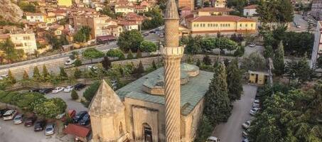 Burmalı Minare Cami - Görsel 4