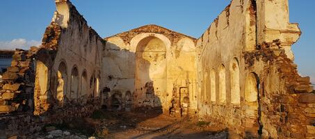 Cunda Adası Agia Triyada Kilisesi - Görsel 2