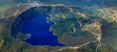 Nemrut Krater Gölü - Görsel 1