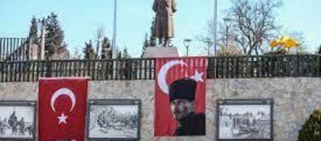 Atatürk Anıtı - Görsel 1