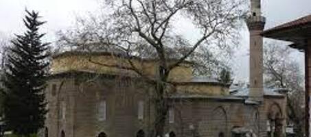 Gazi Orhan Bey Camii - Görsel 1
