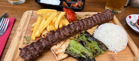 İstanbul Kebab Cafe & Restaurant - Görsel 3