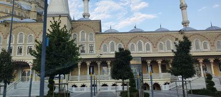 Taşoluk Yeşil Camii - Görsel 1