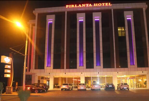 Görsel 2 : YZE Pirlanta Hotel, Malatya, Otelin Önü
