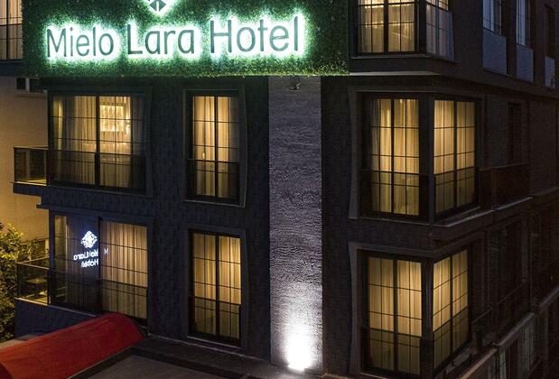 Görsel 1 : Mielo Lara Boutique Hotel, Antalya, Otelin Önü