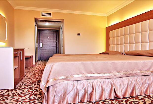 Görsel 1 : Gurtas Hotel, Antalya, Standard Tek Büyük veya İki Ayrı Yataklı Oda, Oda